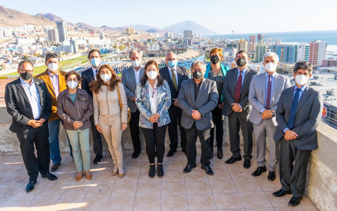Firman convenio marco de colaboración entre Corporación Clúster Minero y SQM